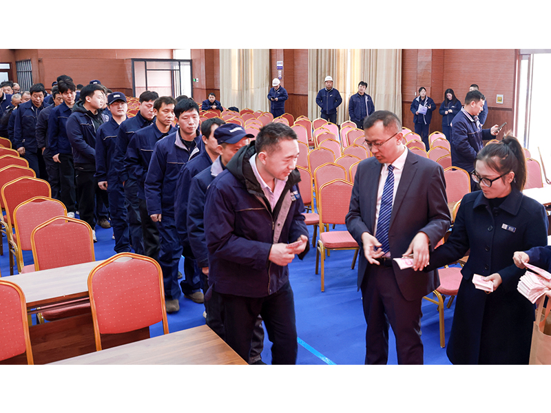 河南礦山｜福利堆成山，歡樂過小年